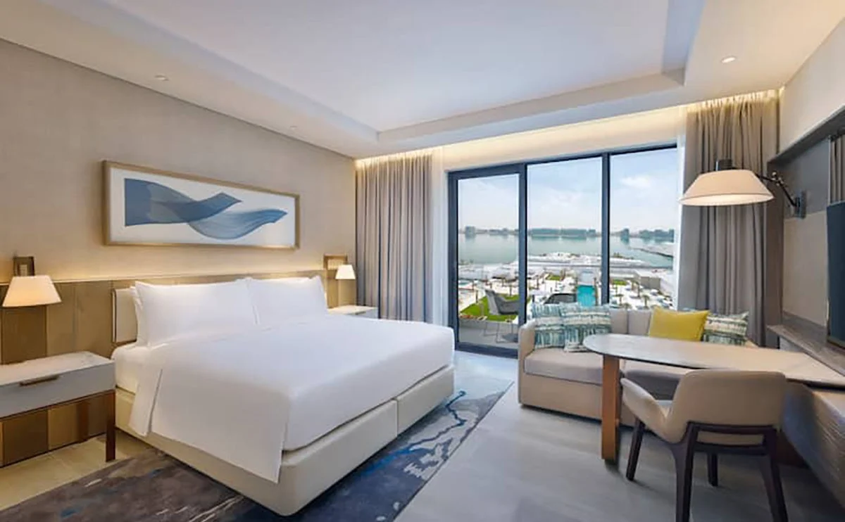Hotel fit-out